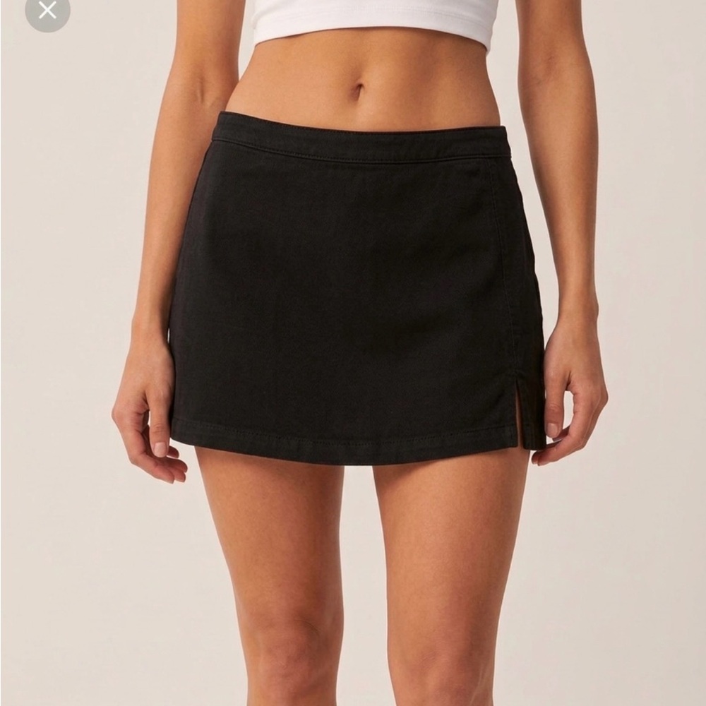 Abercrombie & Fitch Women's Black Linen Mini Skort with Side Slit - XS